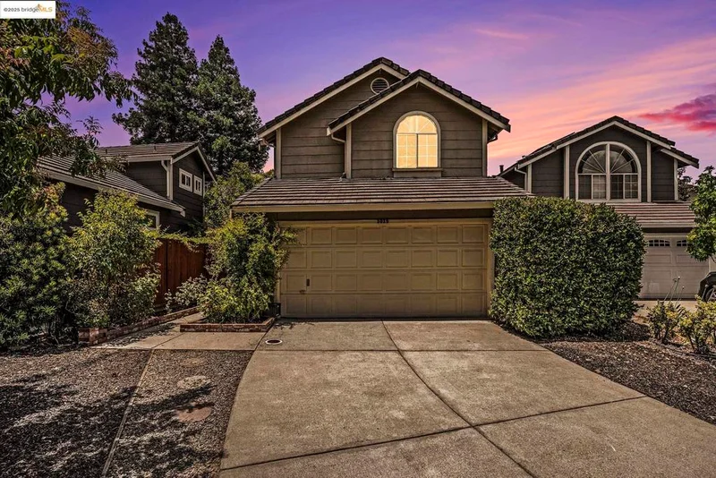 3025 Badger Dr, Pleasanton, CA 94566