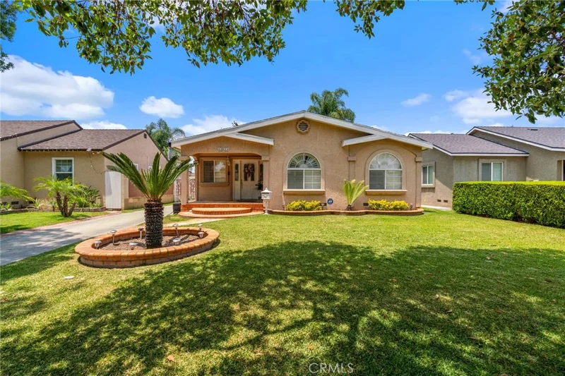 11611 Gurley Avenue, Downey, CA 90241