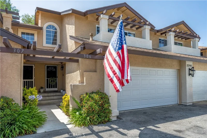 22943 Banyan Place 306, Saugus, CA 91390