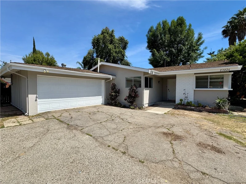 23026 Dolorosa Street, Woodland Hills, CA 91367
