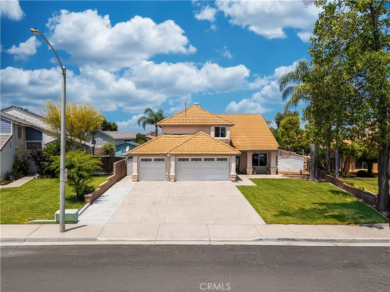 8661 Sugar Gum Road, Riverside, CA 92508
