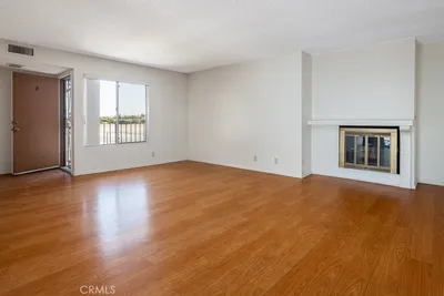 42849 15th Street W 4 photo 2