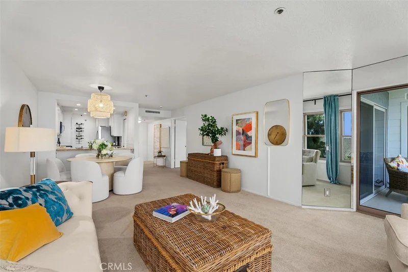260 Cagney Lane 206, Newport Beach, CA 92663