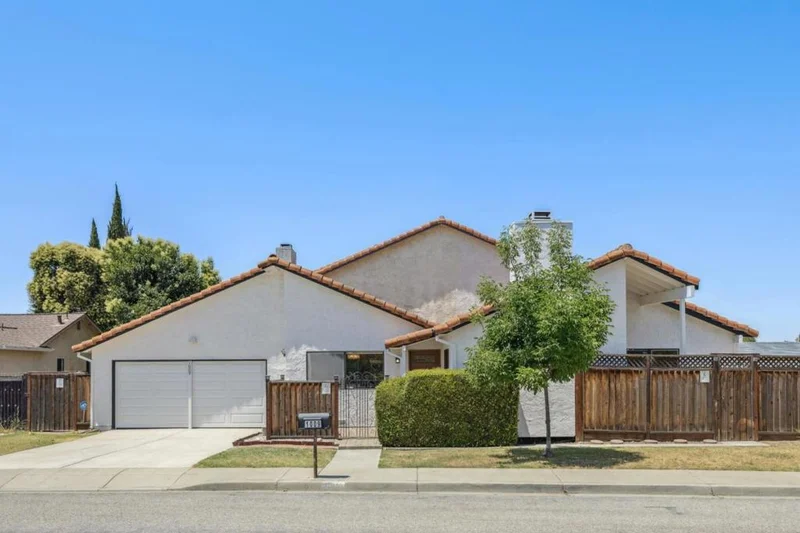 1009 Courtland Avenue, Milpitas, CA 95035