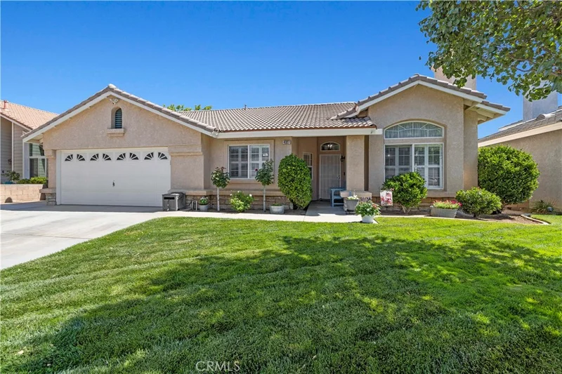 4327 Cocina Lane, Palmdale, CA 93551