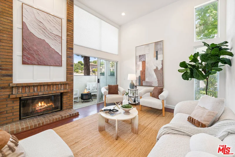 5626 Las Virgenes Road 27, Calabasas, CA 91302