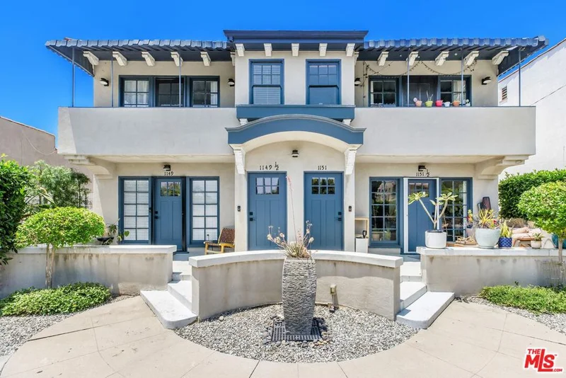 1151 N New Hampshire Avenue, Los Angeles, CA 90029