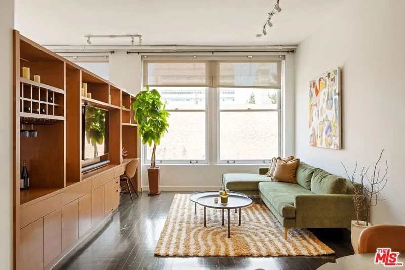 257 S Spring Street 3C, Los Angeles, CA 90012