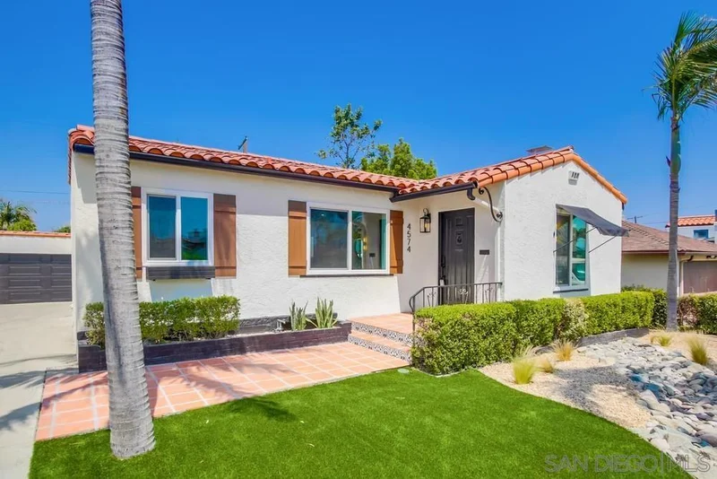 4574 58th St, San Diego, CA 92115
