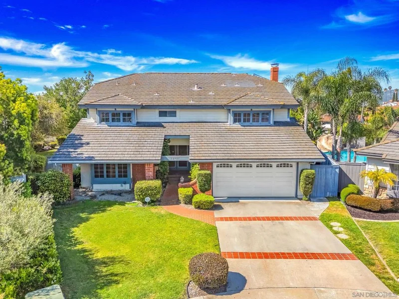 12417 Shropshire Lane, San Diego, CA 92128
