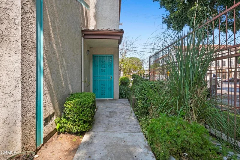 1236 S Union Avenue 8, Los Angeles, CA 90015
