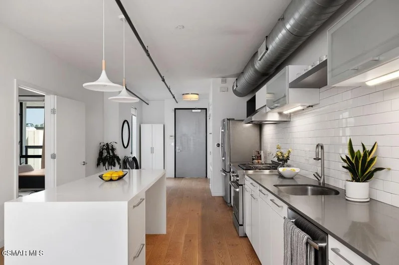 4115 Glencoe Avenue 310, Marina Del Rey, CA 90292