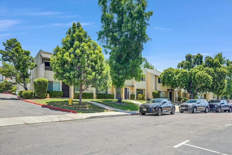 10509 Kerrigan Ct, Santee, CA 92071