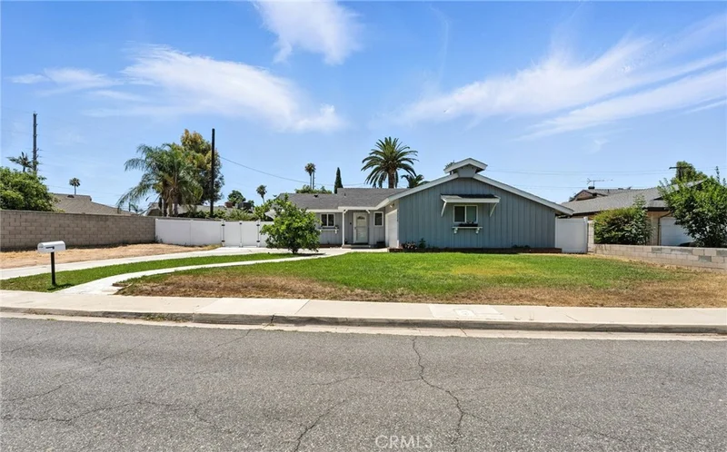 4220 Monticello Avenue, Riverside, CA 92503
