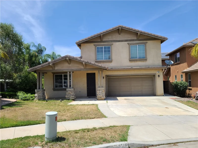 11318 Chinaberry Street, Corona, CA 92883