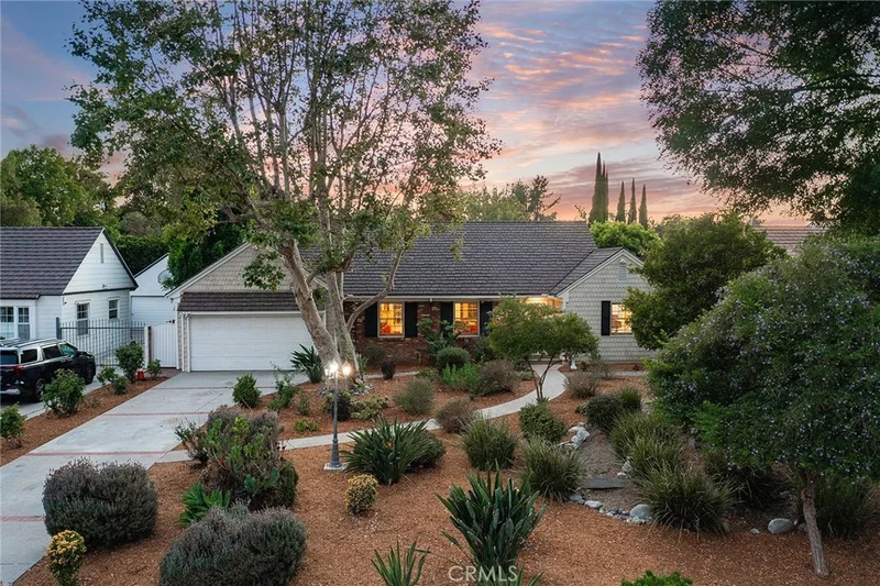 6217 Orion Avenue, Van Nuys, CA 91411