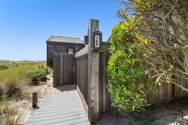 160 Monterey Dunes Way photo 2