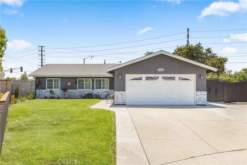 2951 S Plainfield Place, Ontario, CA 91761