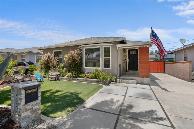 4527 Josie Avenue, Lakewood, CA 90713