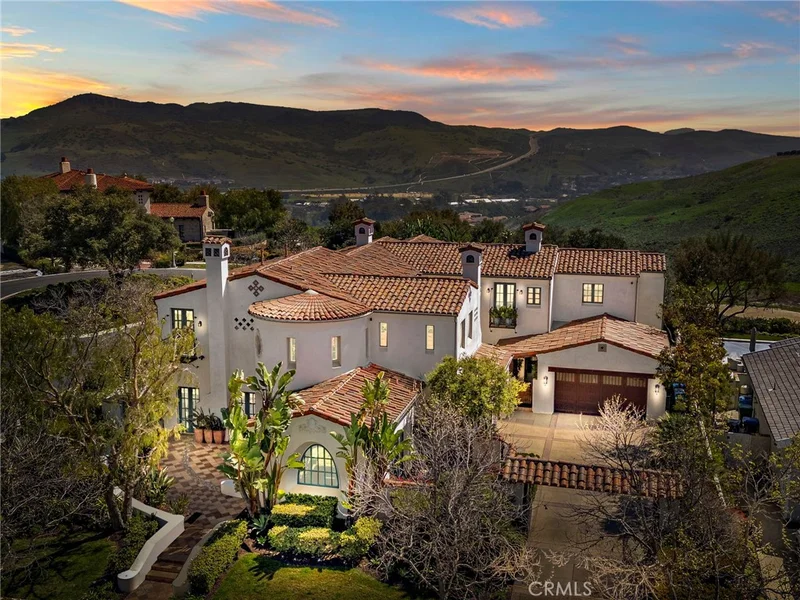 1 Overlook Drive, Ladera Ranch, CA 92694