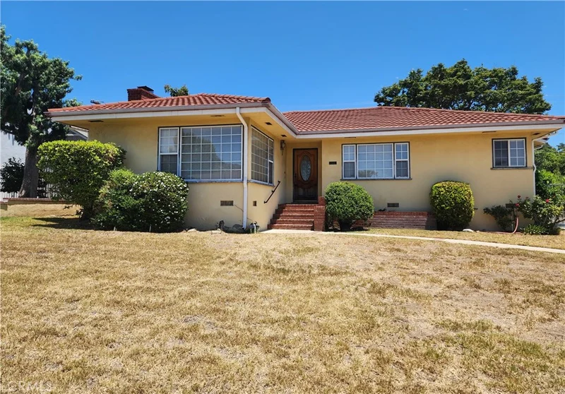 226 Mauna Loa Drive, Monrovia, CA 91016