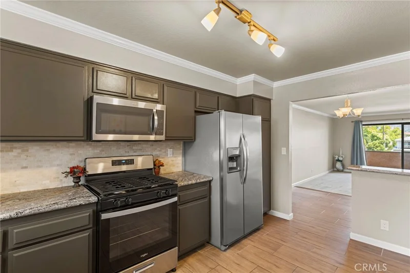 460 Salem Street 18, Glendale, CA 91203