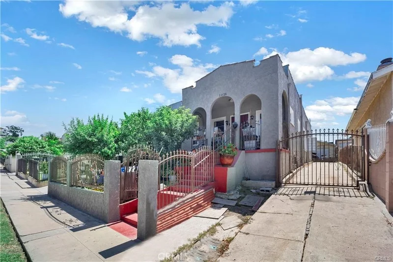 1026 Sentinel Avenue, Los Angeles, CA 90063