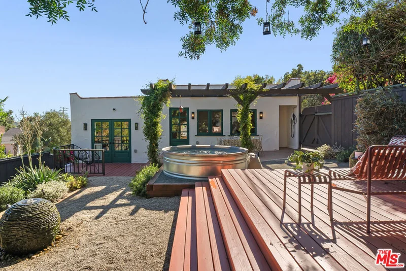 6132 Mount Angelus Drive, Los Angeles, CA 90042