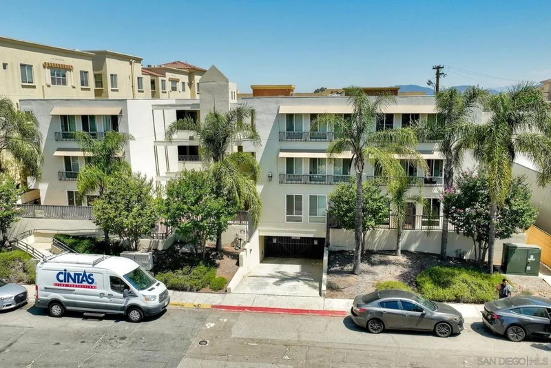 5540 Lindo Paseo 6, San Diego, CA 92115