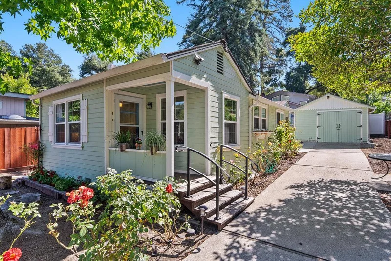 8494 Glen Arbor Road, Ben Lomond, CA 95005