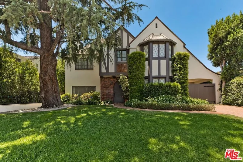 851 Malcolm Avenue, Los Angeles, CA 90024