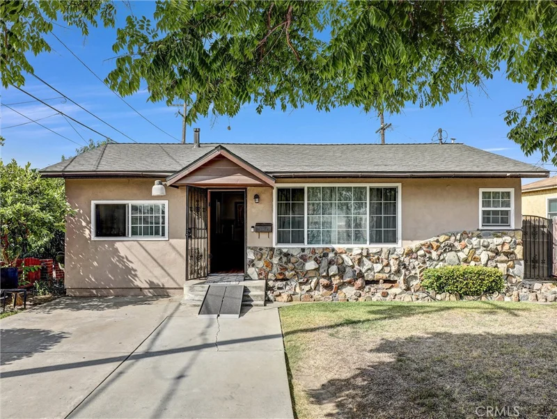 6156 Mckinley Avenue, South Gate, CA 90280