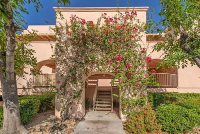 500 E Amado Road 511 photo 2