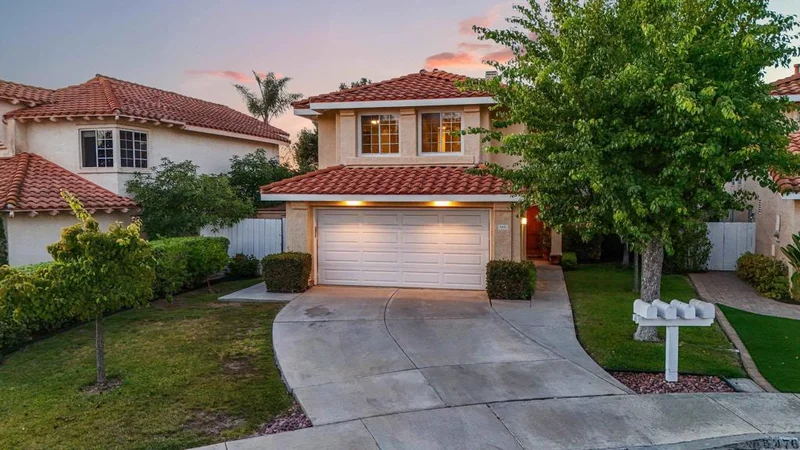 8476 Florissant Ct, San Diego, CA 92129