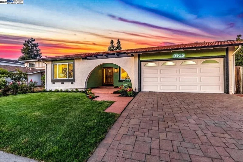 45548 Cherokee Ln