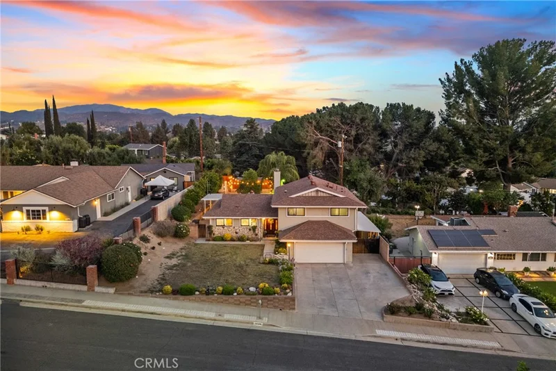 11550 Jeff Avenue, Sylmar, CA 91342