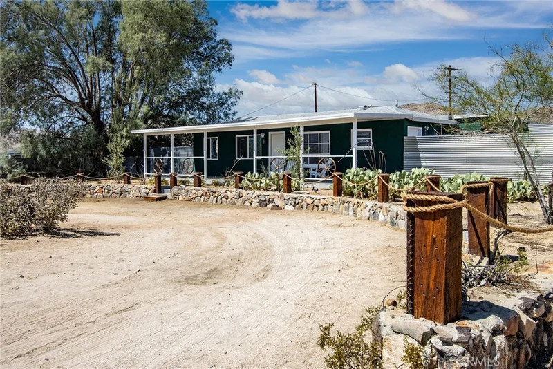 4574 Avenida Del Sol, Joshua Tree, CA 92252