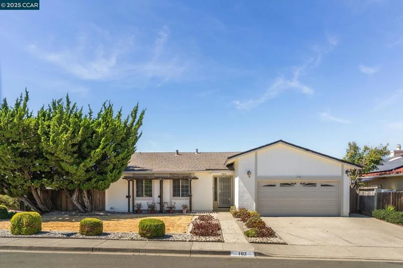 103 Columbine Dr, Hercules, CA 94547