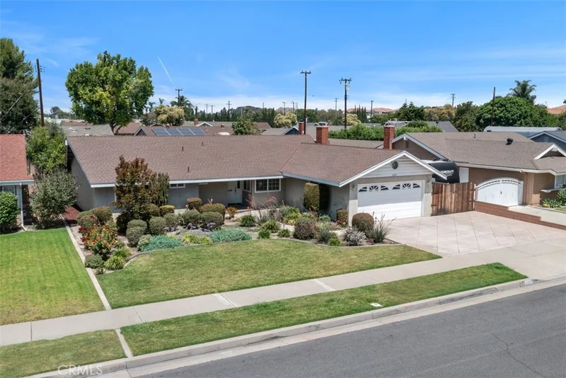 2692 N Fernside St, Orange, CA 92865