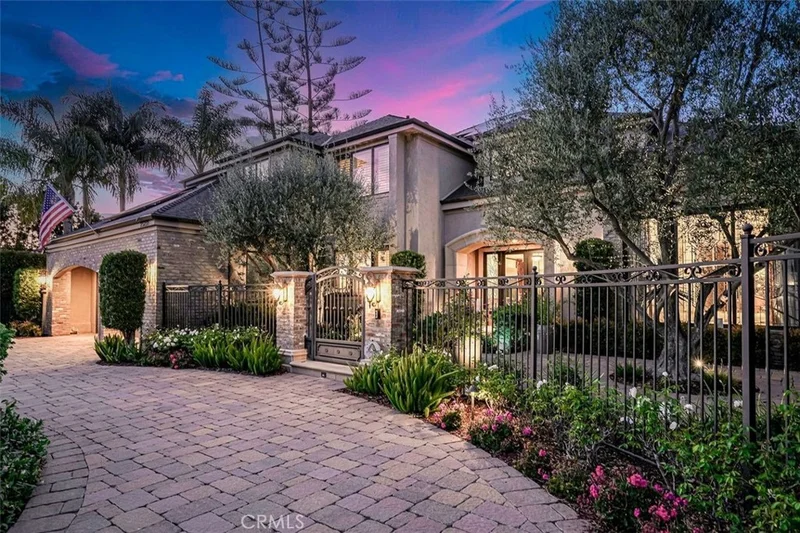 25291 Derbyhill Drive, Laguna Hills, CA 92653