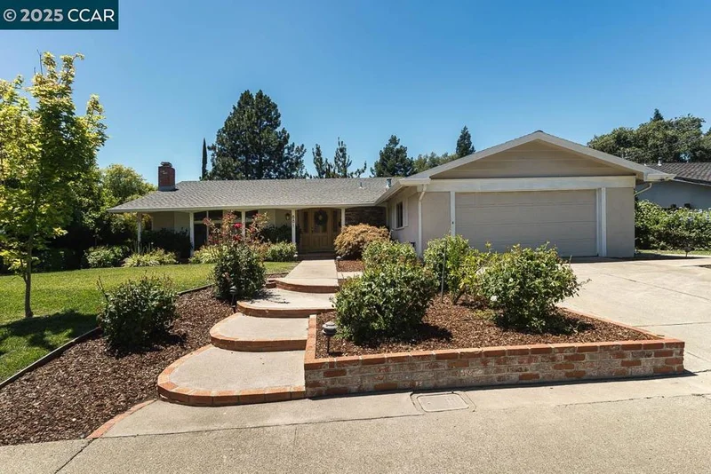 881 Autumn Dr, Walnut Creek, CA 94598