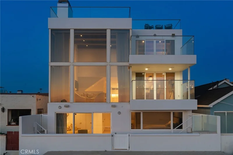 3557 Ocean Drive