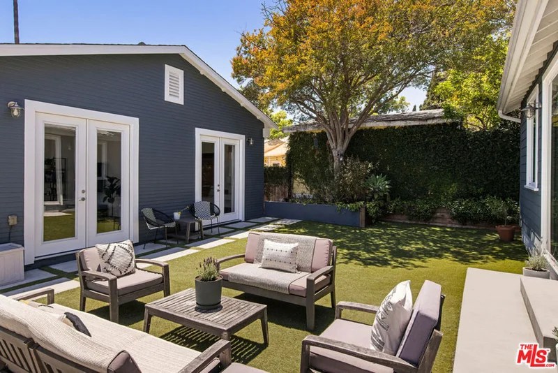 4139 Camero Avenue, Los Angeles, CA 90027