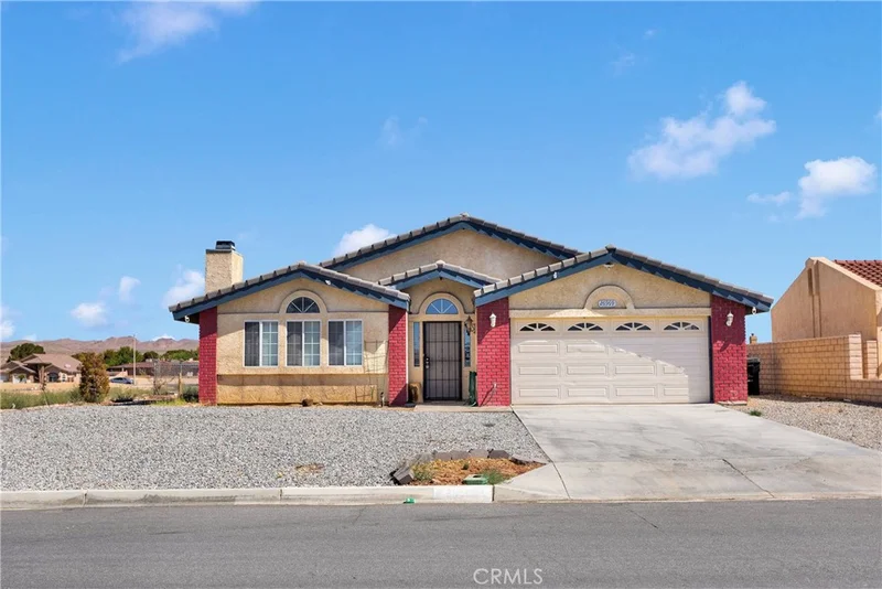26969 Lakeview Drive, Helendale, CA 92342