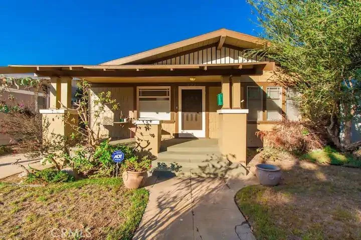 433 Obispo Avenue