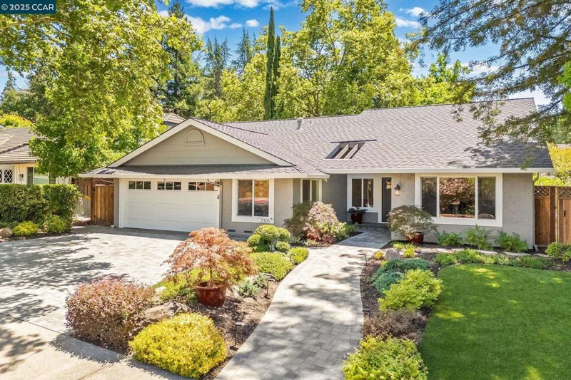 2305 Stewart Ave, Walnut Creek, CA 94596