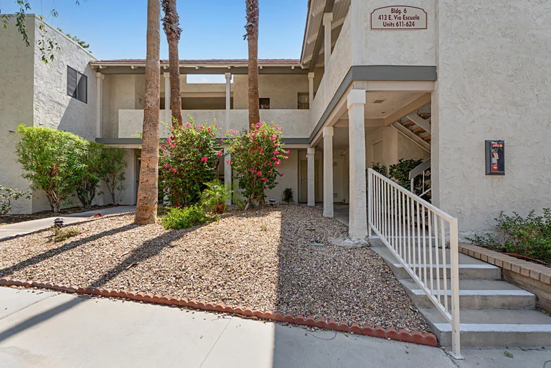 413 E Via Escuela 613, Palm Springs, CA 92262
