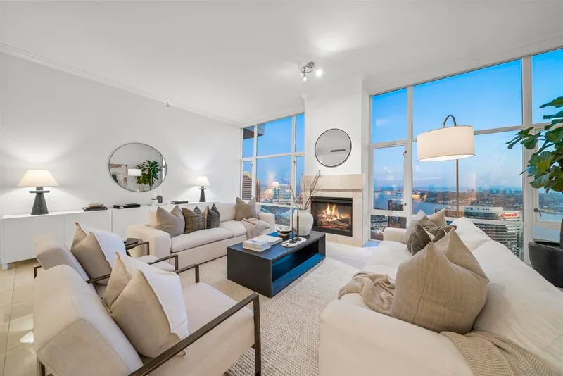 550 Front St 3201, San Diego, CA 92101