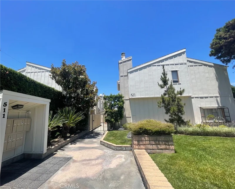 511 E Live Oak Avenue 11, Arcadia, CA 91006