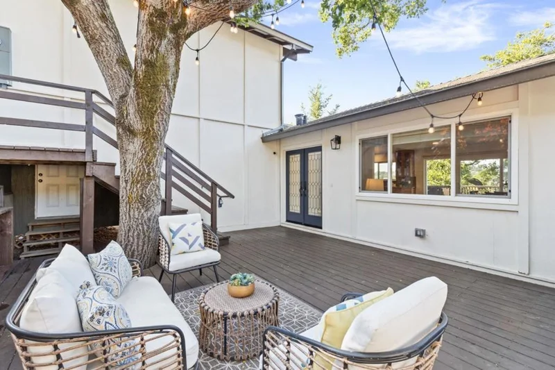 104 Winding, San Carlos, CA 94070